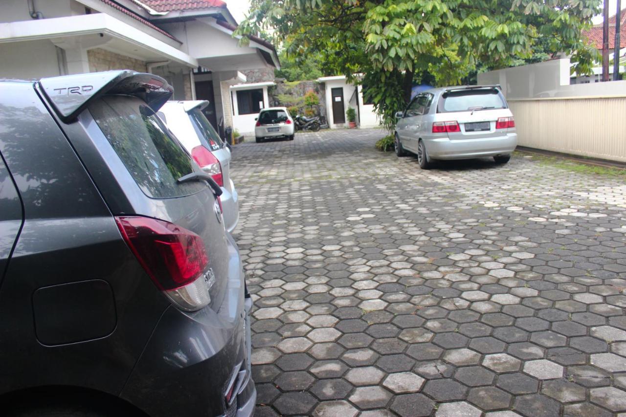 Hotel Graha Kinasih Kotabaru Yogyakarta Eksteriør billede