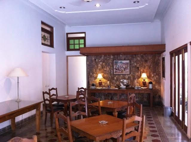 Hotel Graha Kinasih Kotabaru Yogyakarta Eksteriør billede